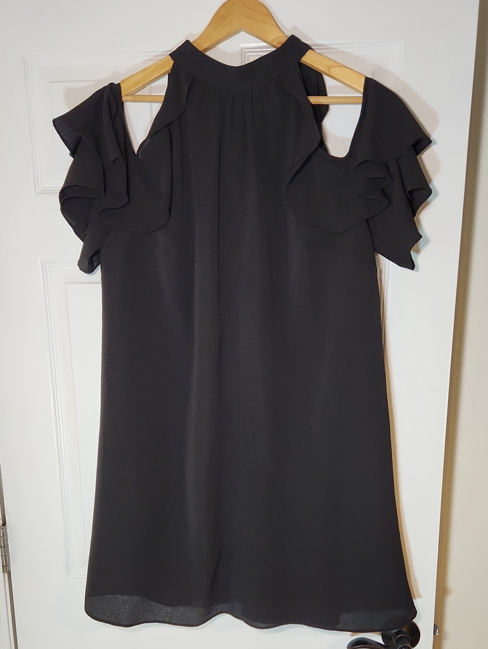 Women's Black Ruffle Cold-Shoulder Dress